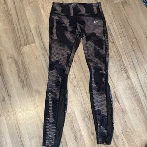 Women’s Nike DRI-FIT Leggings!